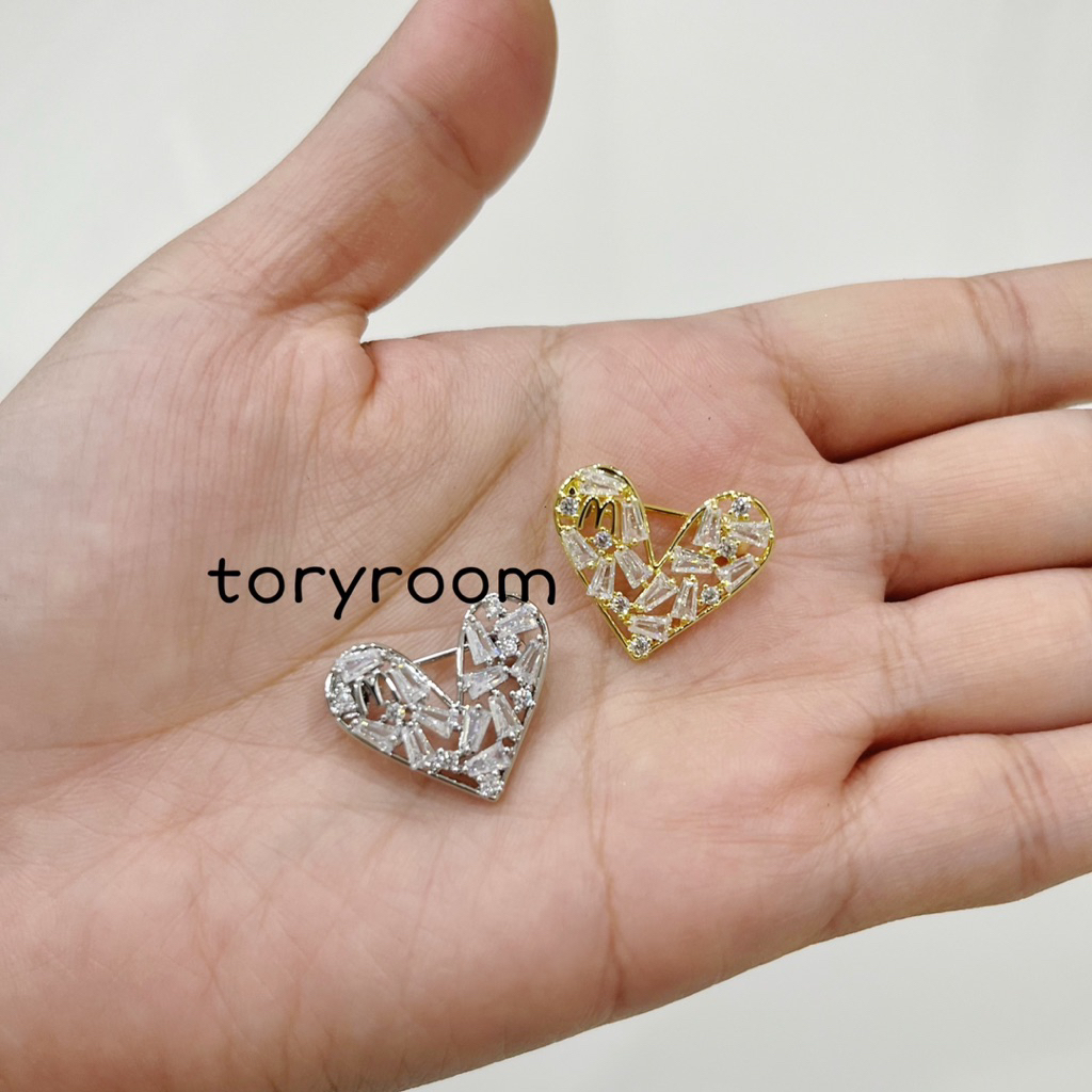 Bros mini dagu zircon love diamond tap baquette cetak huruf m