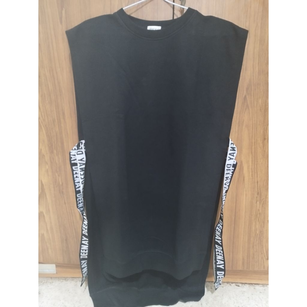 peeloved deenay vest hitam