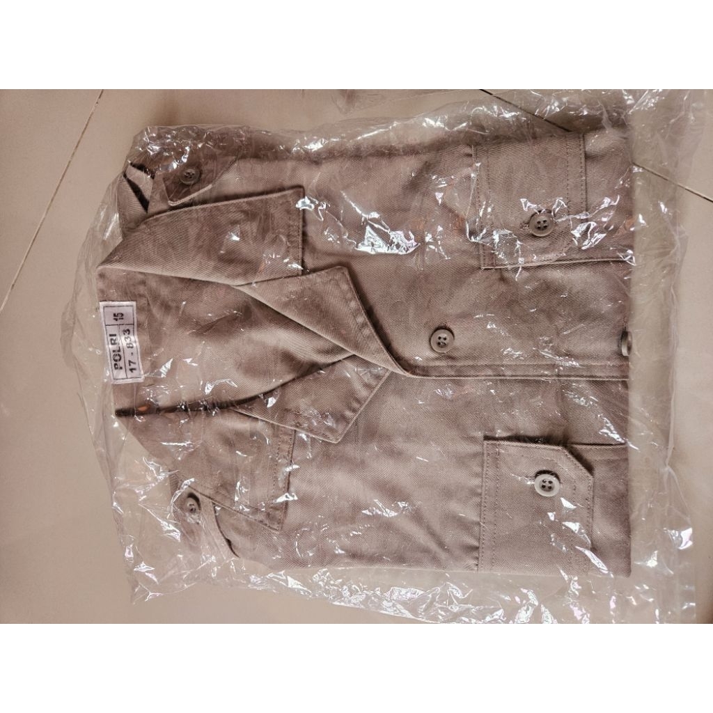 Seragam PDH jatah polri lengan pendek