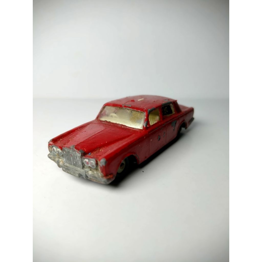 MATCHBOX SERIES No. 24 ROLLS ROYCE SILVER SHADOW MADE IN ENGLAND BY LESNEY