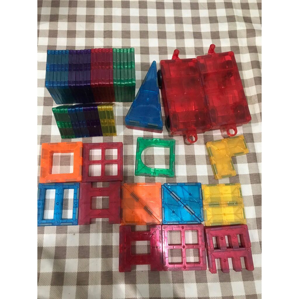 preloved mainan magnetic tiles anak