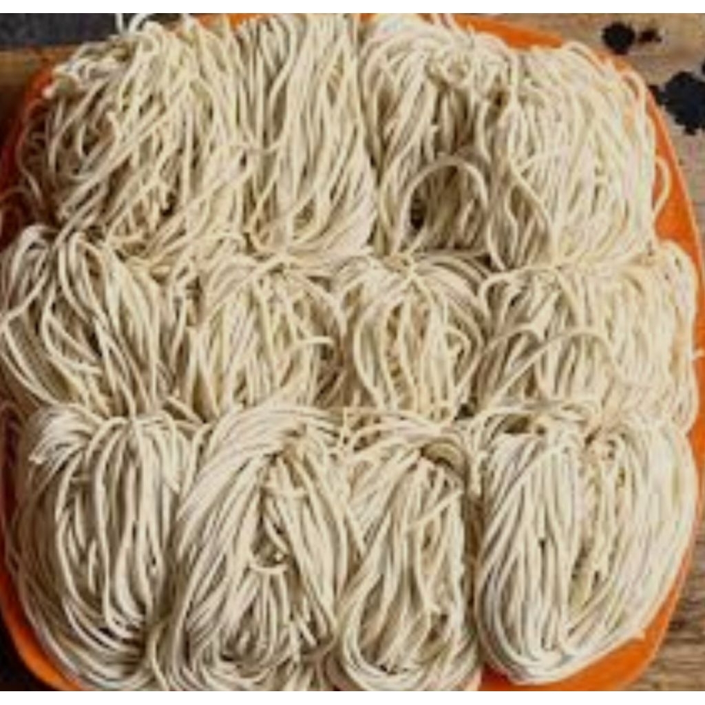 mie basah ( mie mentah untuk mie ayam dan bakmi )