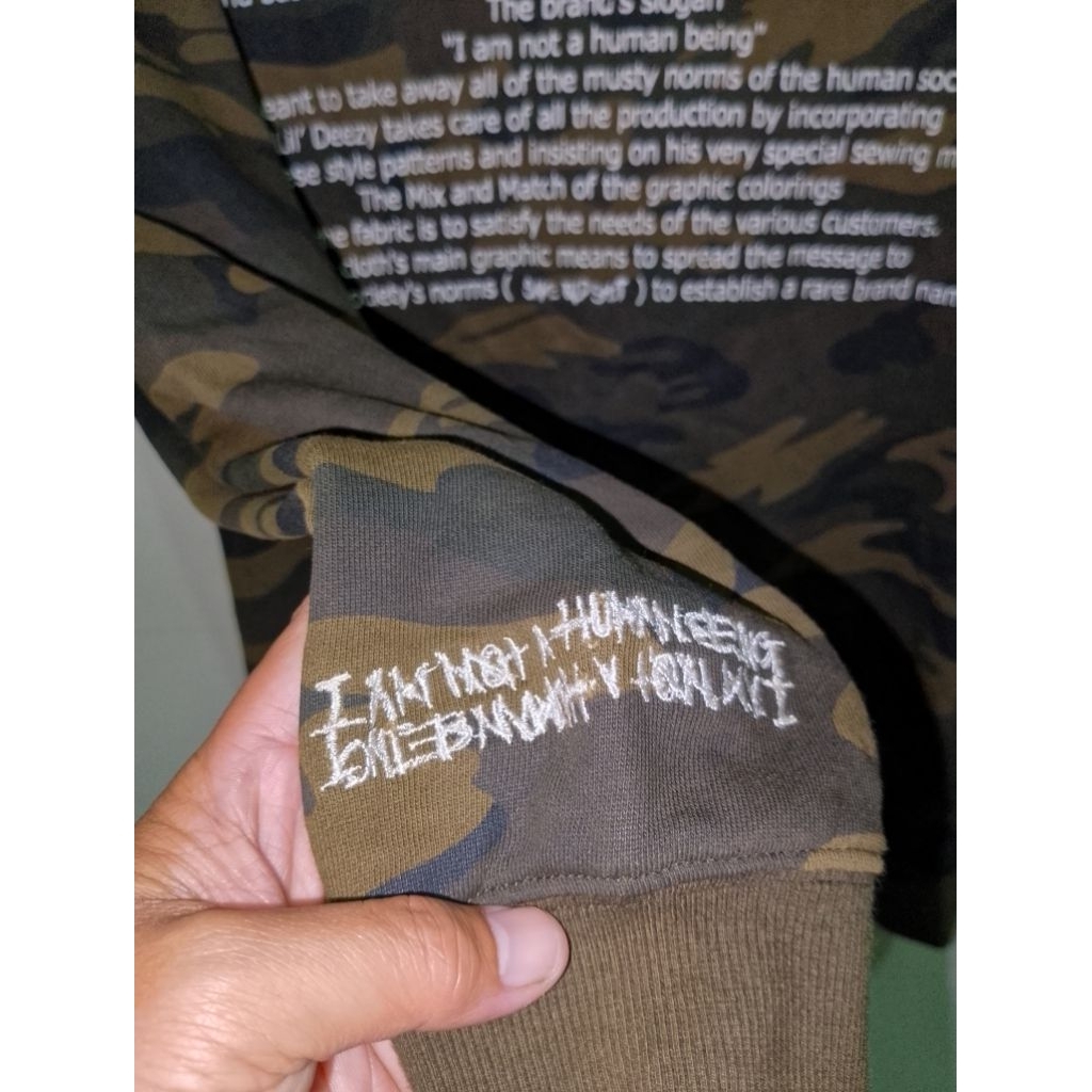 I'm not human being Camo