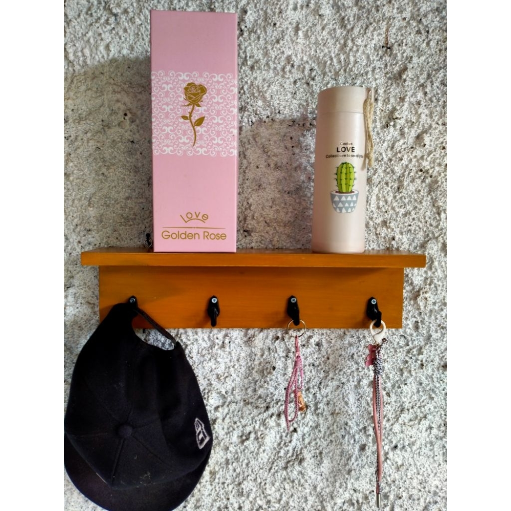 kapstok kayu/rak tempel/rak tempat menyimpan konci topi pakaian dll