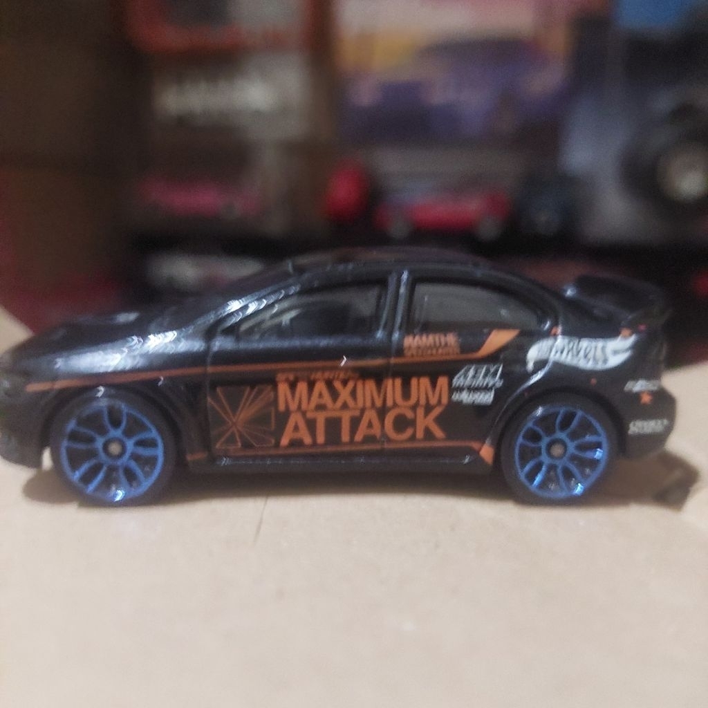 hot wheel mitsubishi lancer evolution loose