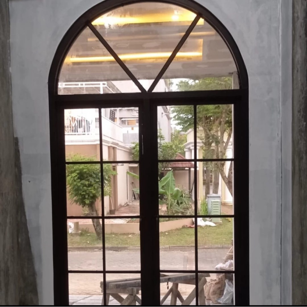 Kusen Lengkung Aluminium