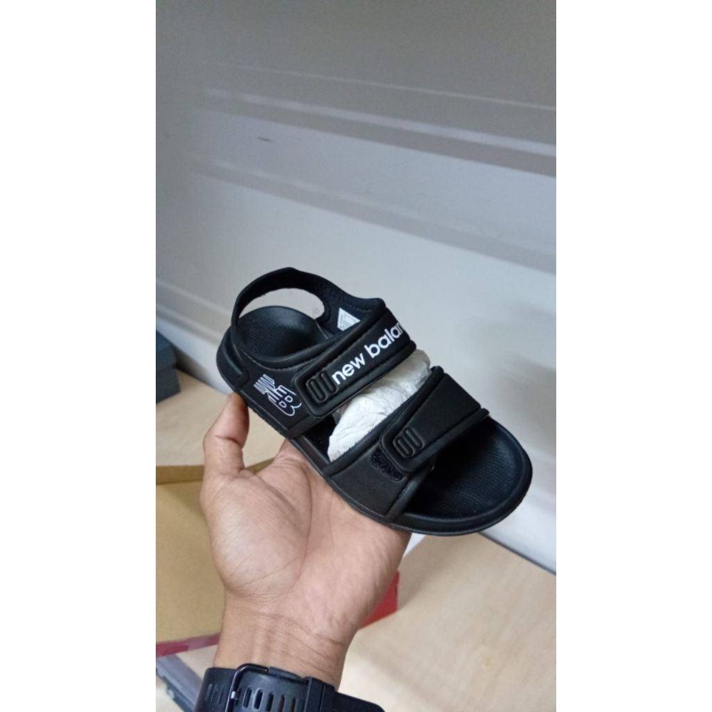 Sandal new balance for kids original