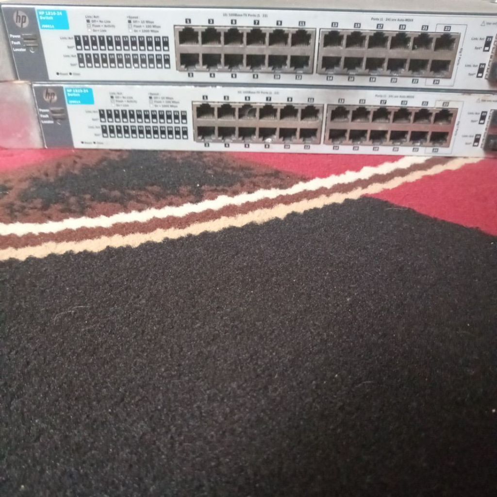 switch hub HP 1810 24 port