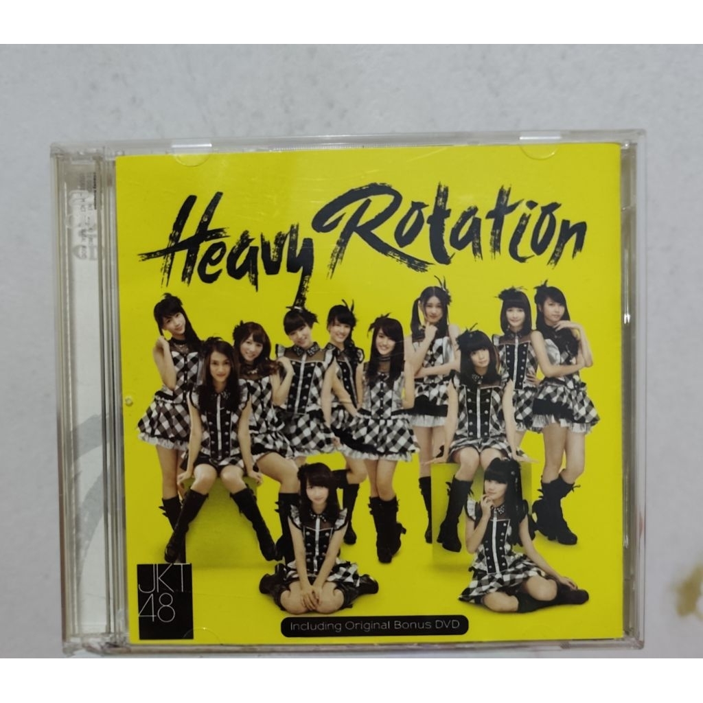 booked - JKT48 HEAVY ROTATION CD + DVD + PHOTOPACK