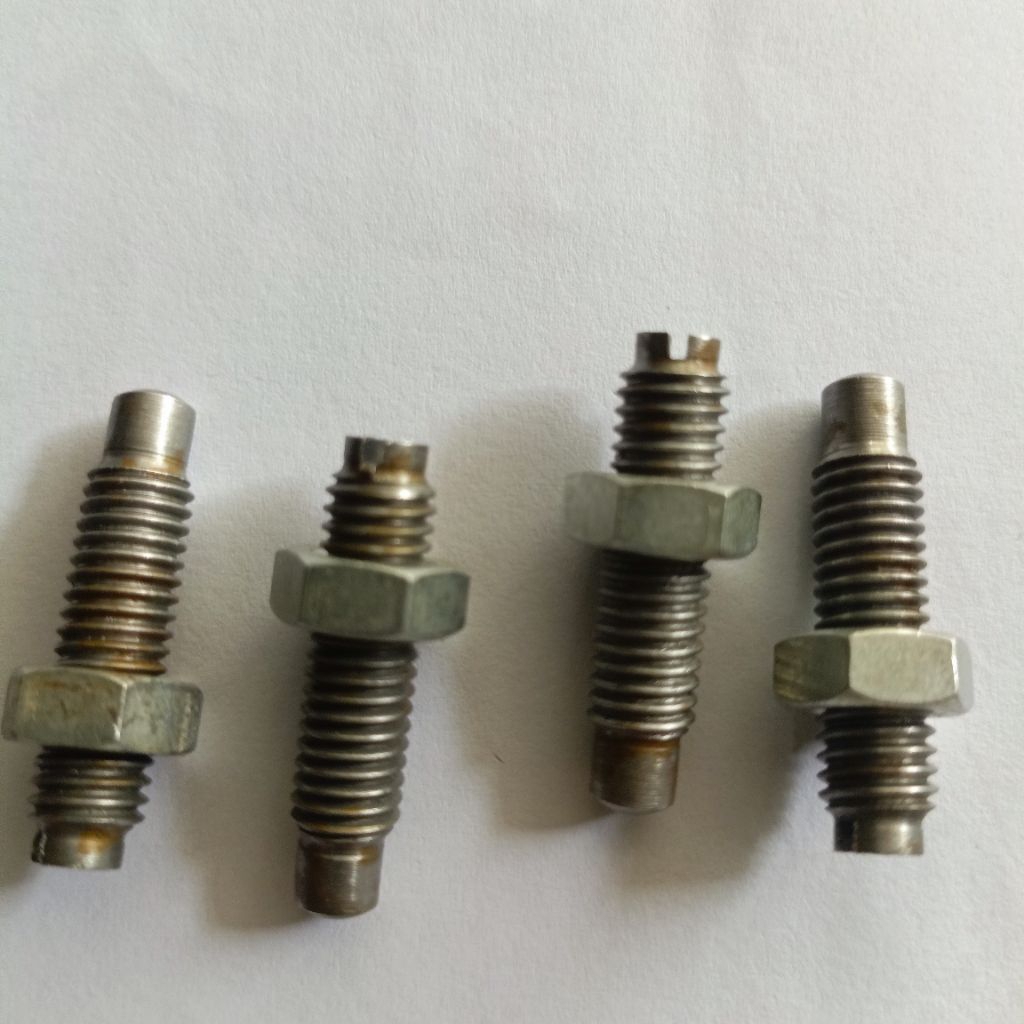 Baut Stelan Klep ( Baja  ) Mitsubishi PS100/120 Umplung / Ragasa / PS Canter