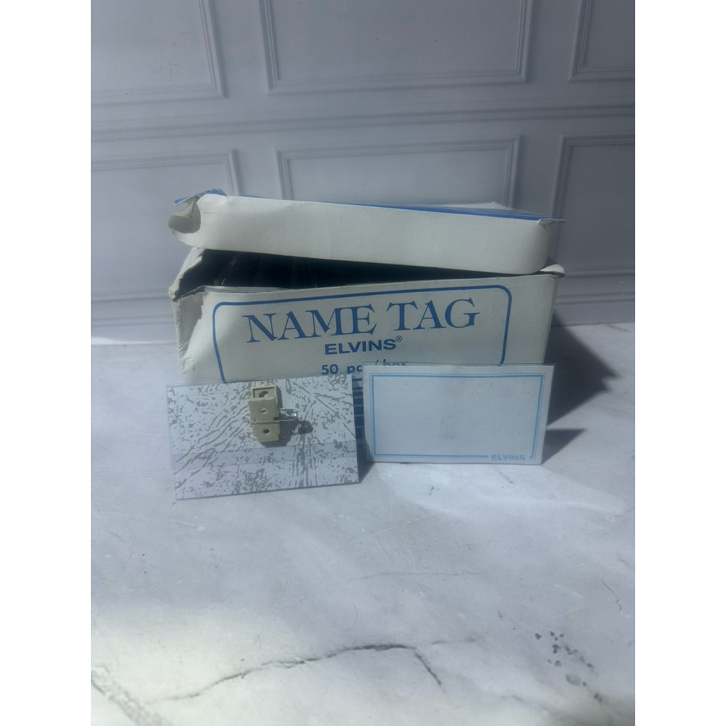 PLASTIK NAME TAG JEPIT PENITI ELVINS