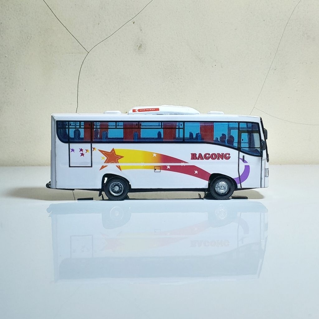 Miniatur bus BAGONG Medium skala 64
