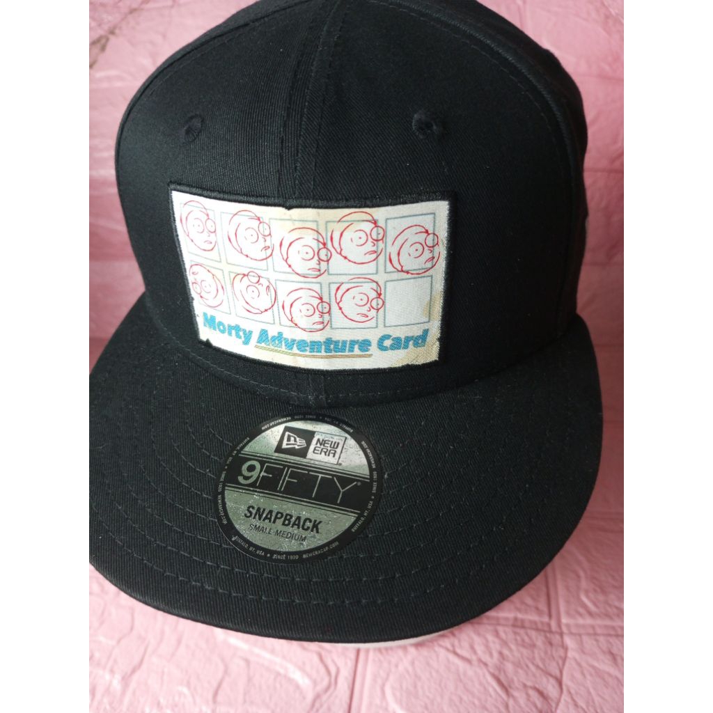 Topi New Era 9Fifty Rick And Morty Morty Adventure Card Snapback Size Small-Medium Kartun