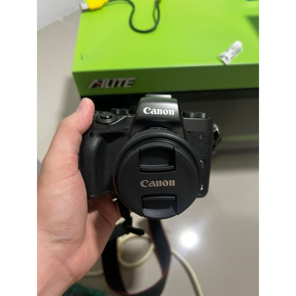 cannon eos M5 mirorless second