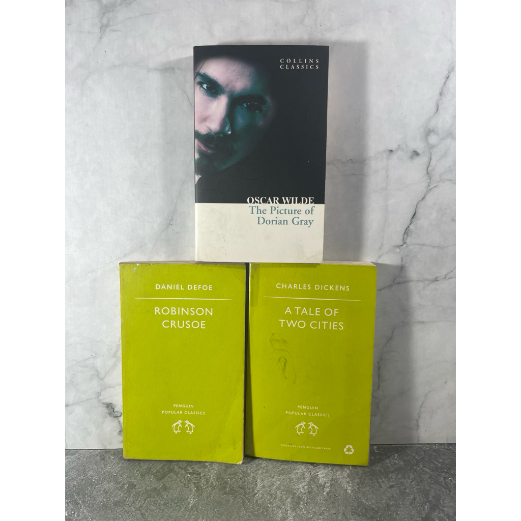 Buku / Novel Oscar Wilde The Picture of Dorian Gray, Robinson Crusoe, A Tale Of Two Cities, Collins 