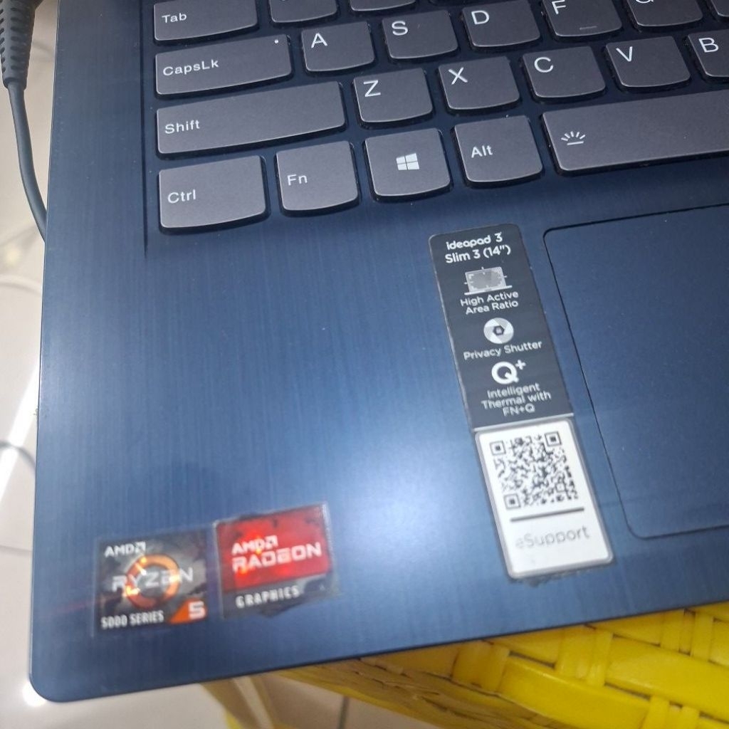 Lenovo Slim 3 | AMD Ryzen 5-5500