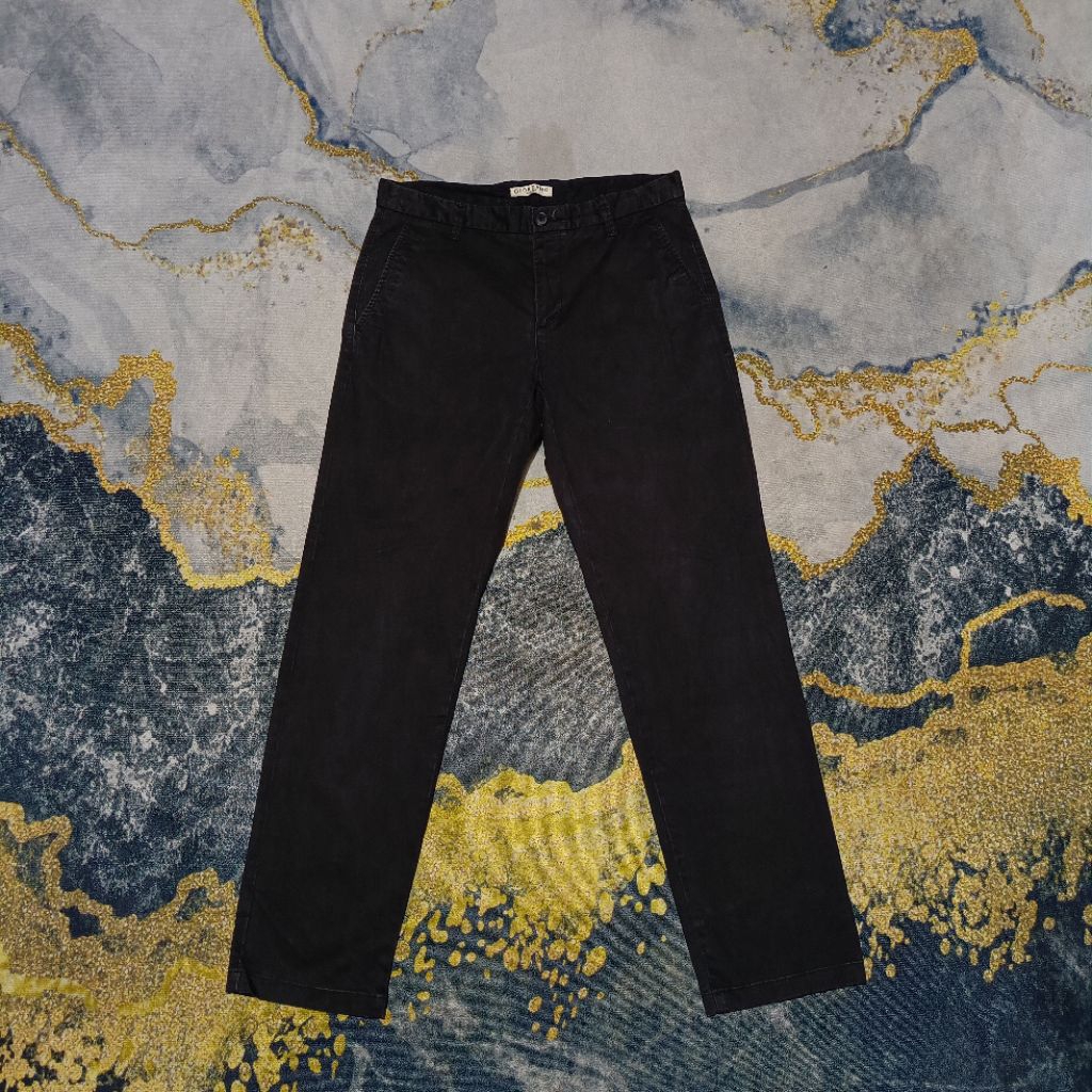 Celana Chino Hitam Giordano