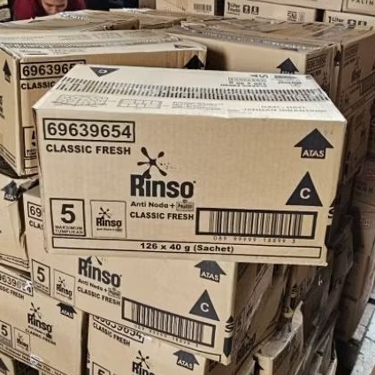 CTN 126*40GR - DETERJEN RINSO PK 40GR ISI 126 SACHET  VARIAN CLASIC HIJAU - MOLTO PINK /  RINSO DETE