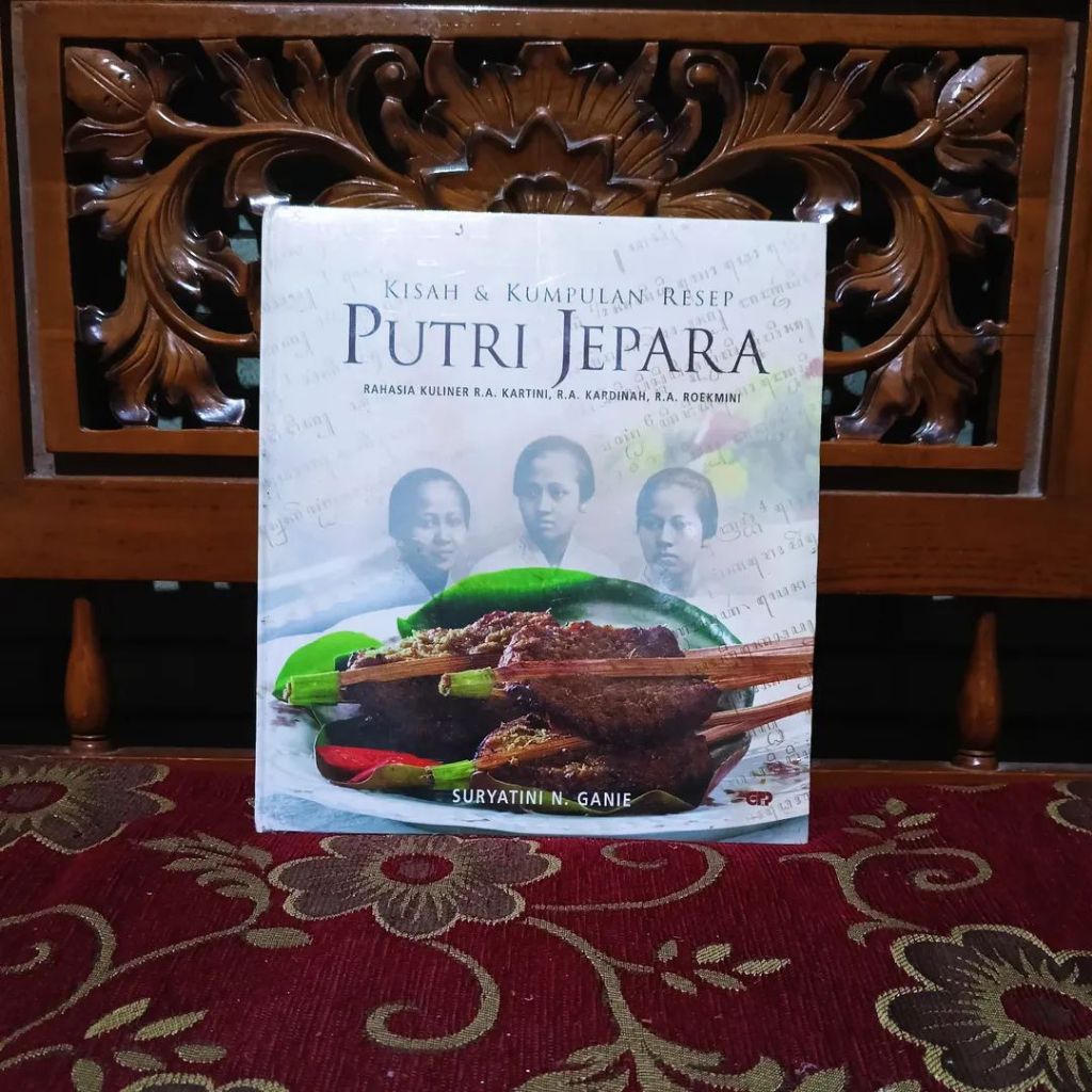Buku Kisah dan Kumpulan Resep Putri Jepara