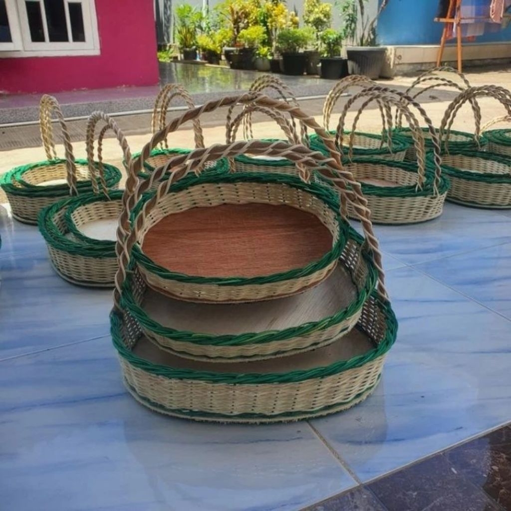 Keranjang Rotan Oval Tangkai Ulir 1 Set 3 PCS Keranjang Parcel Keranjang Buah Keranjang Seserahan