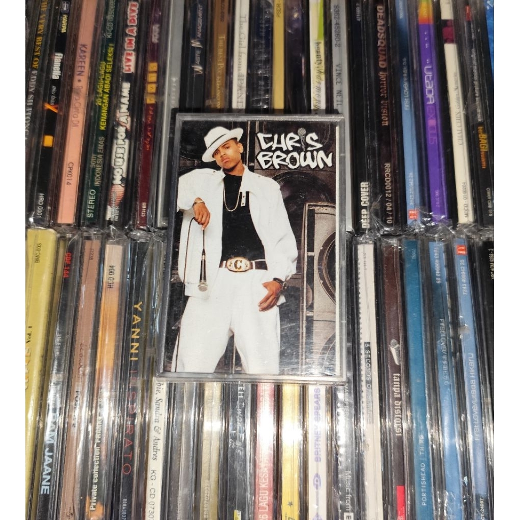 Kaset Chris Brown - Chris Brown Hits Singles Run It, Yo, Gimme That, Say Goodbye