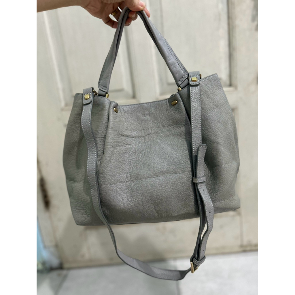 tas kulit asli bege dan tas anyam preloved