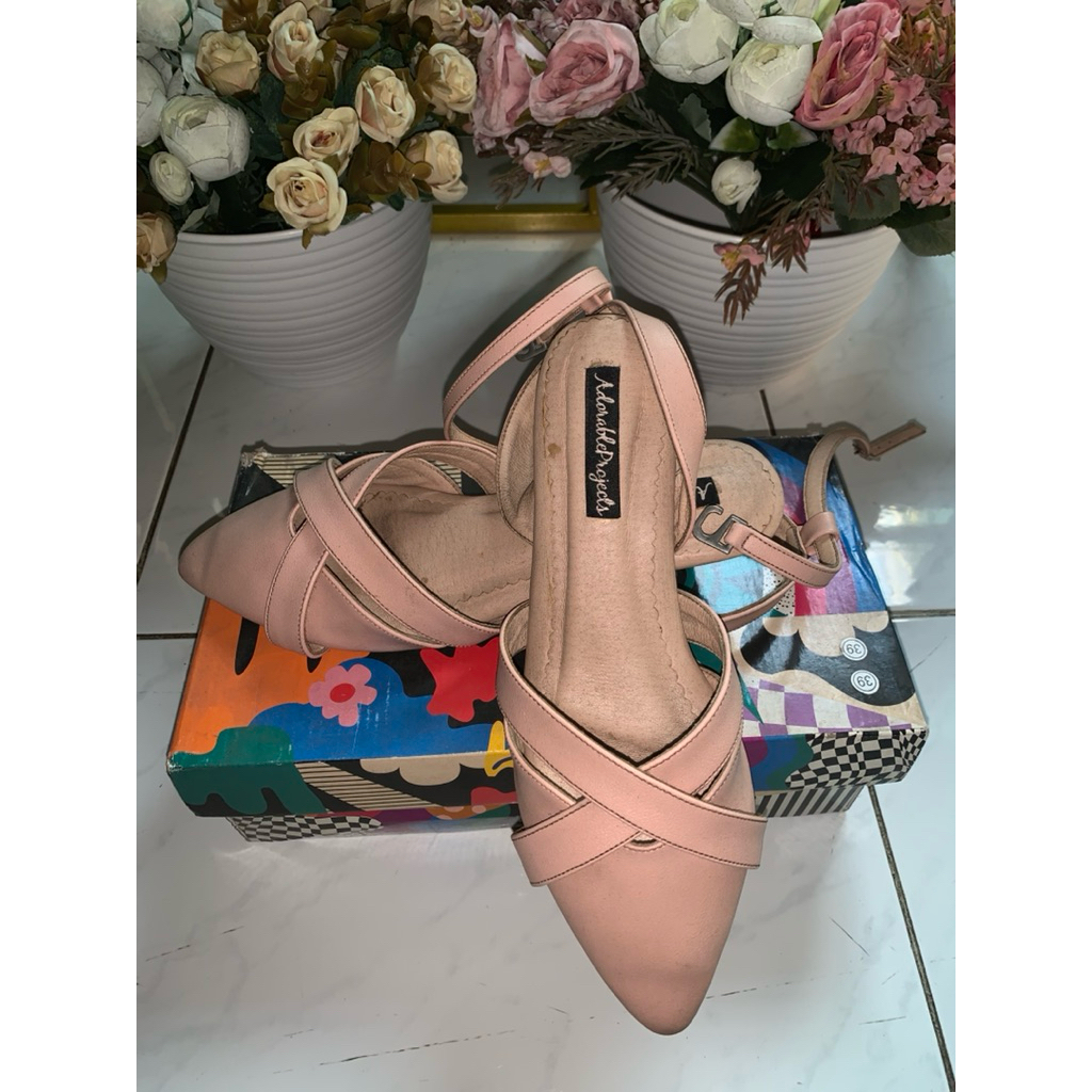 Preloved heels