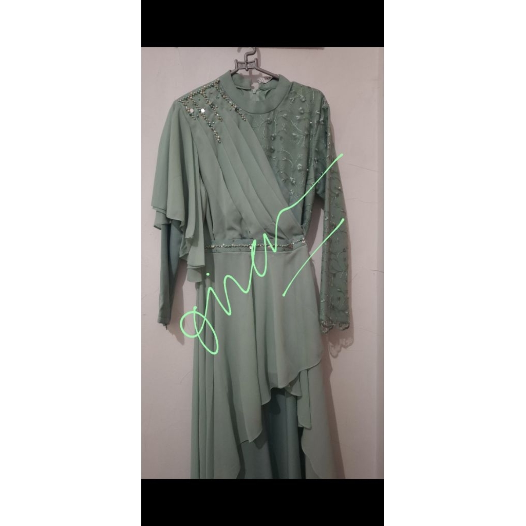 Gamis pesta LYF oFficial