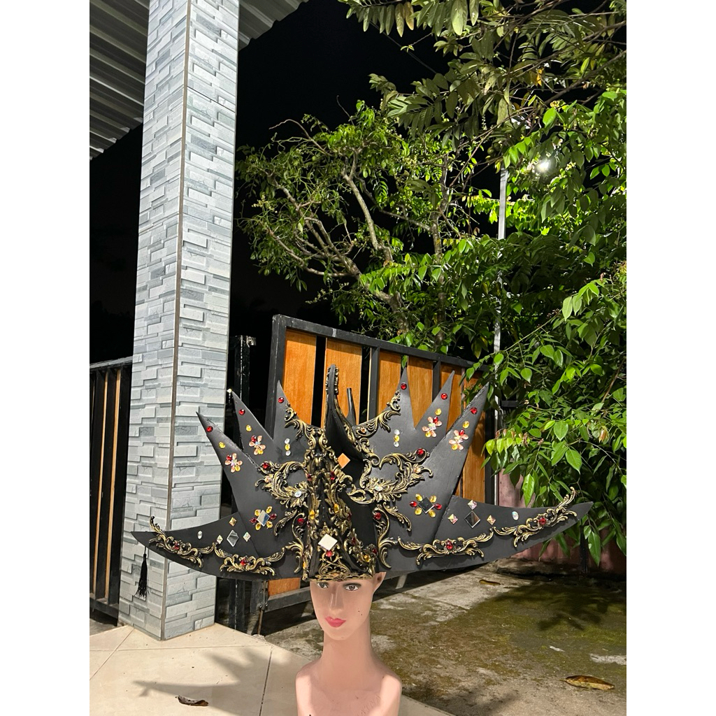 headpiece minangkabau