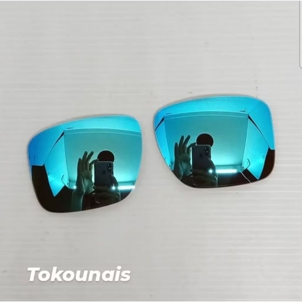 Oakley Holbrook metal ice blue polarized lens