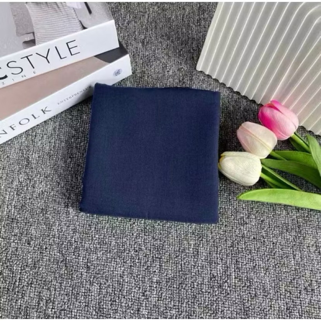 Hijab Segiempat Paris Jadul biru dongker