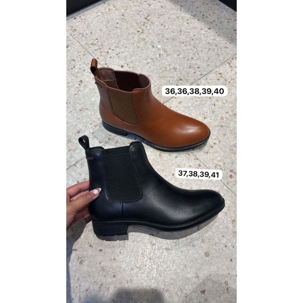Boots Thrive Hush puppies Hitam