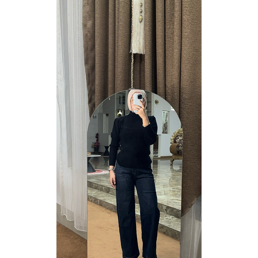 baju rajut wanita//inner wanita//warna hitam bahan rajut