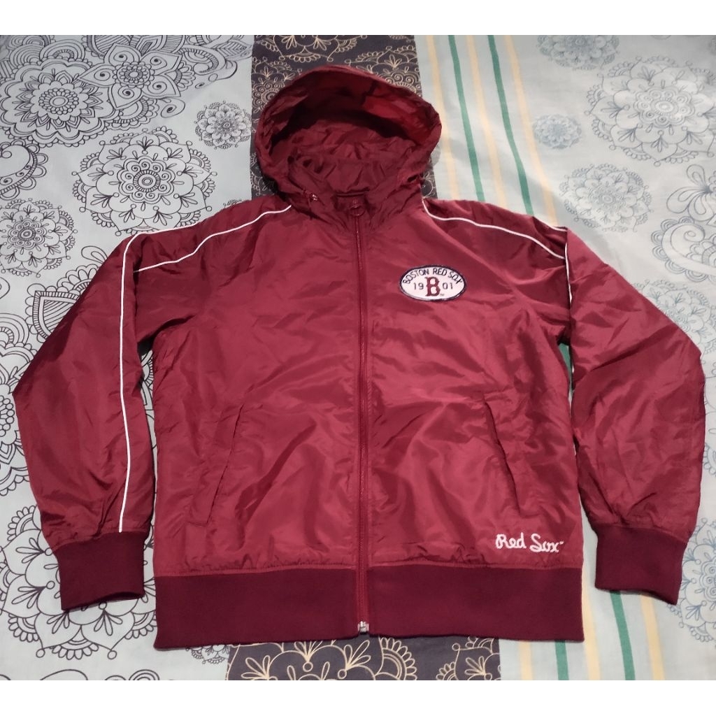 Jaket UNIQLO x MLB Red Sox  BaseBall "Hidden Hoodie"