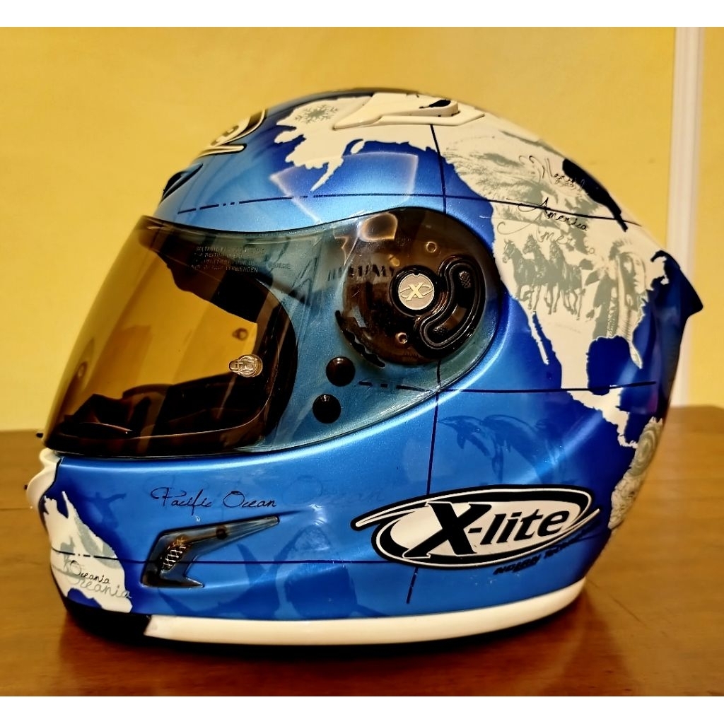 XLITE x802 carlos checa blue