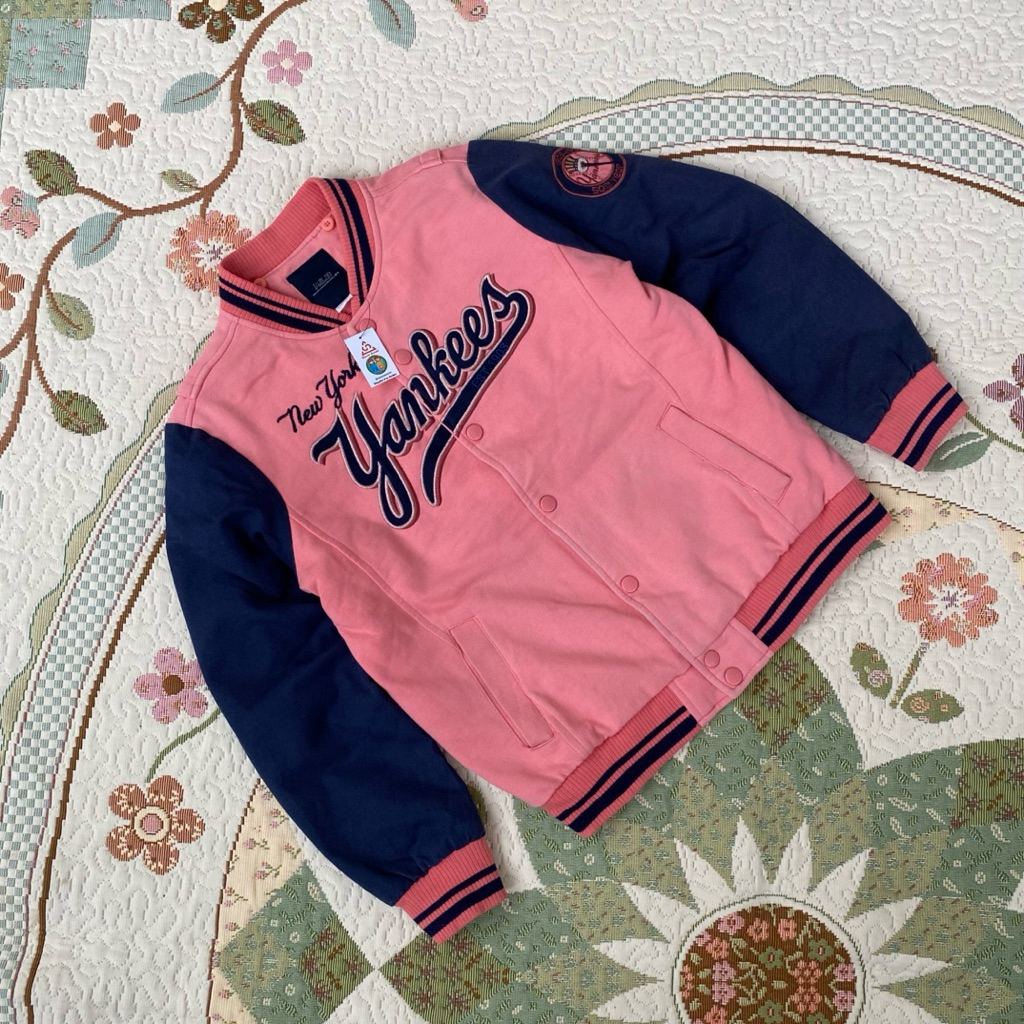 varsity jacket tebal anak tanggung  MLB yankess setara XS dewasa cakep