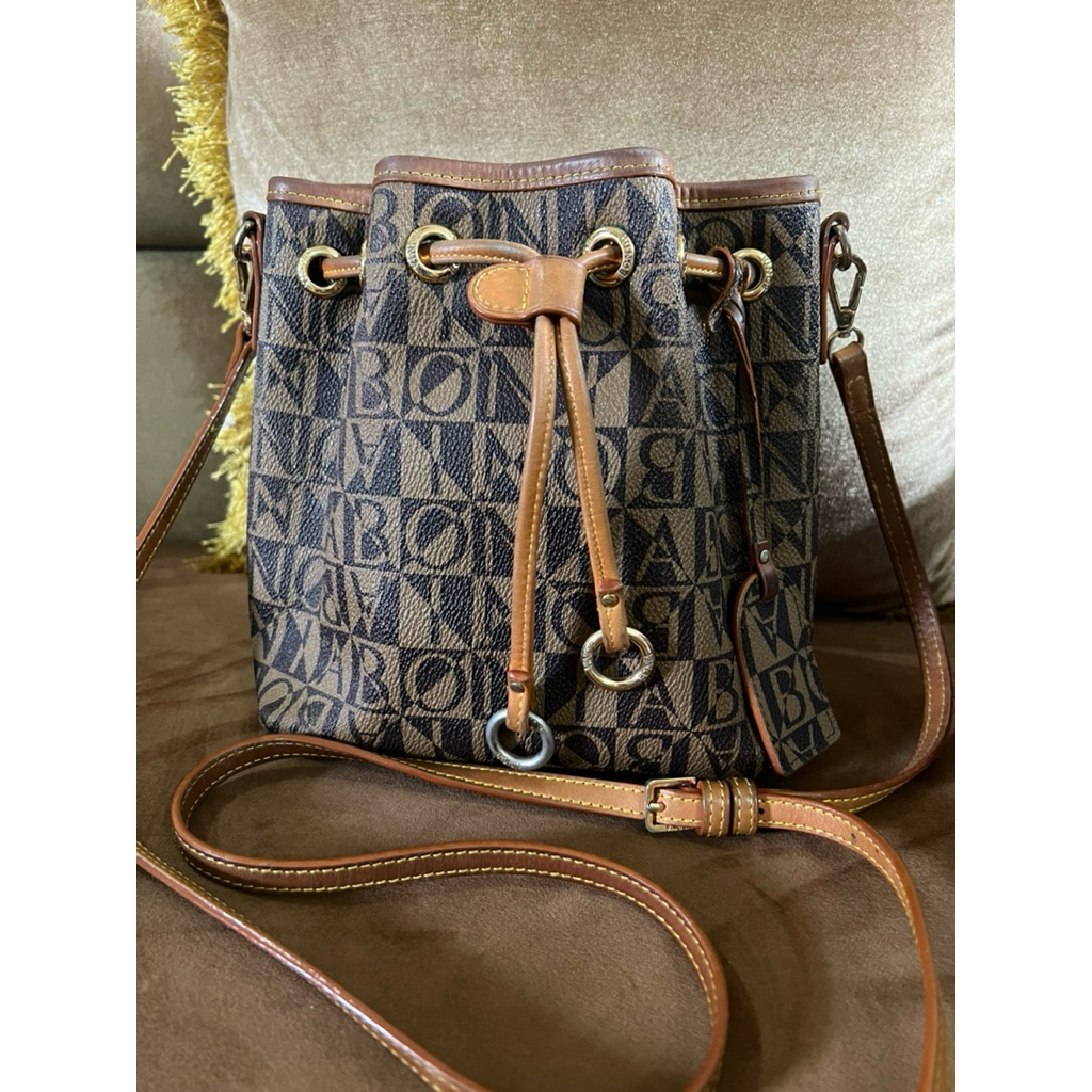 preloved bonia serut original