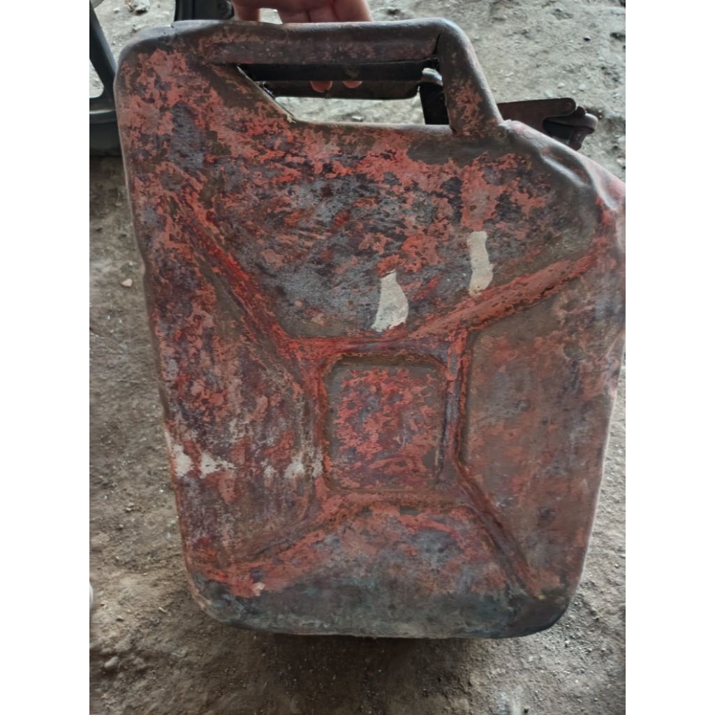 tangki jerigen besi/ tangki besi jeep