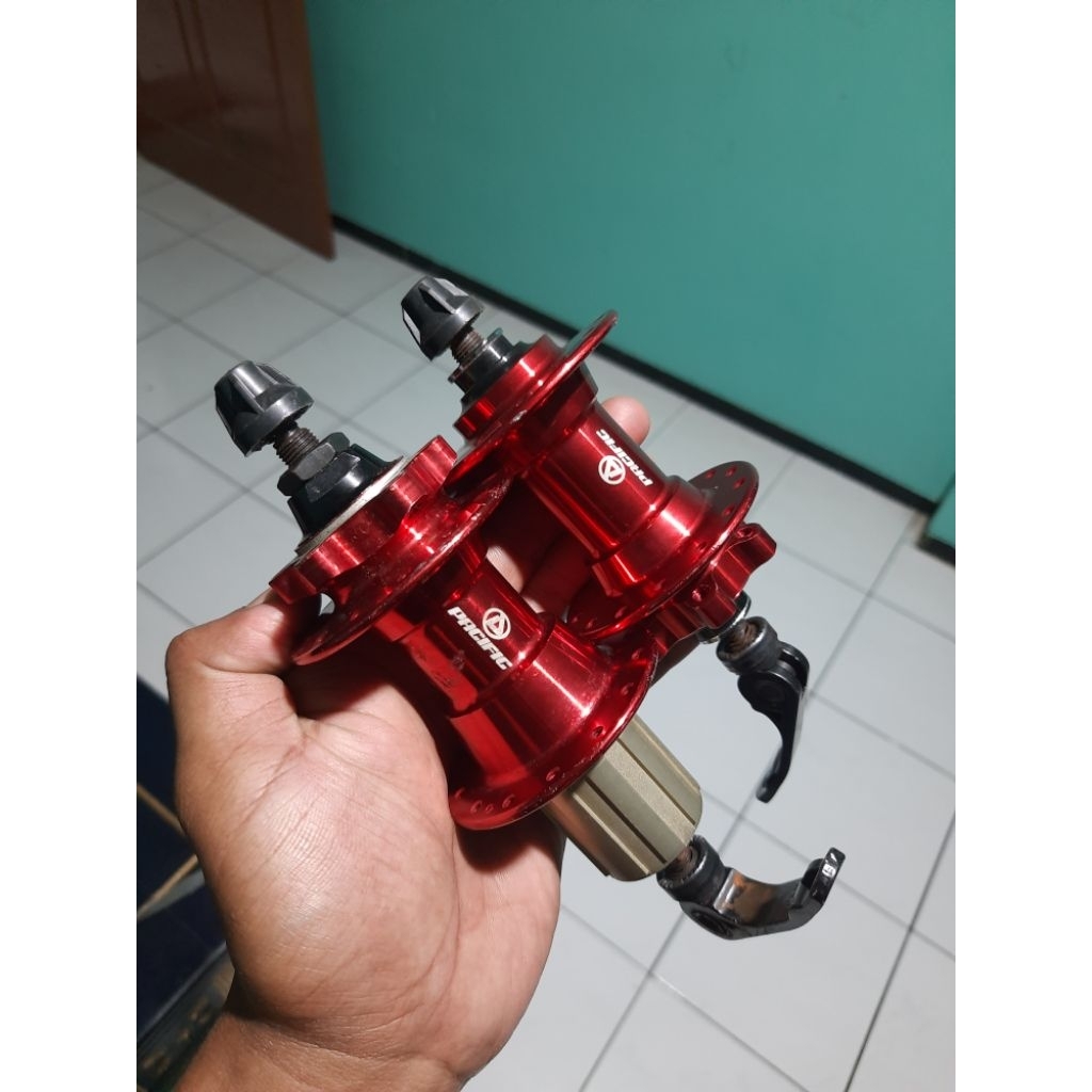 Hub Freehub PACIFIC model Cassate 28 hole jangkrik, depan 2 bearing belakang 4 bearing Sepeda Lipat 