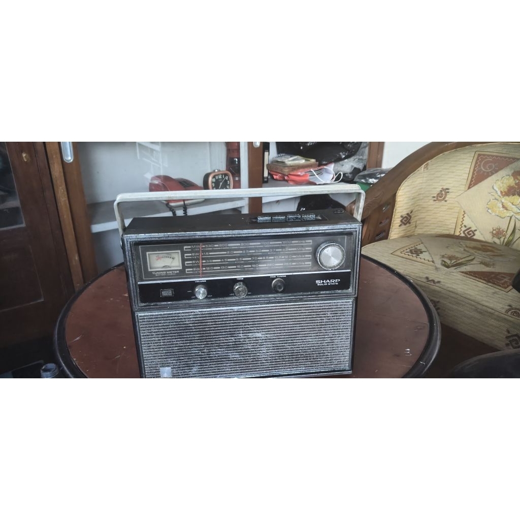 radio Sharp solid state jadul