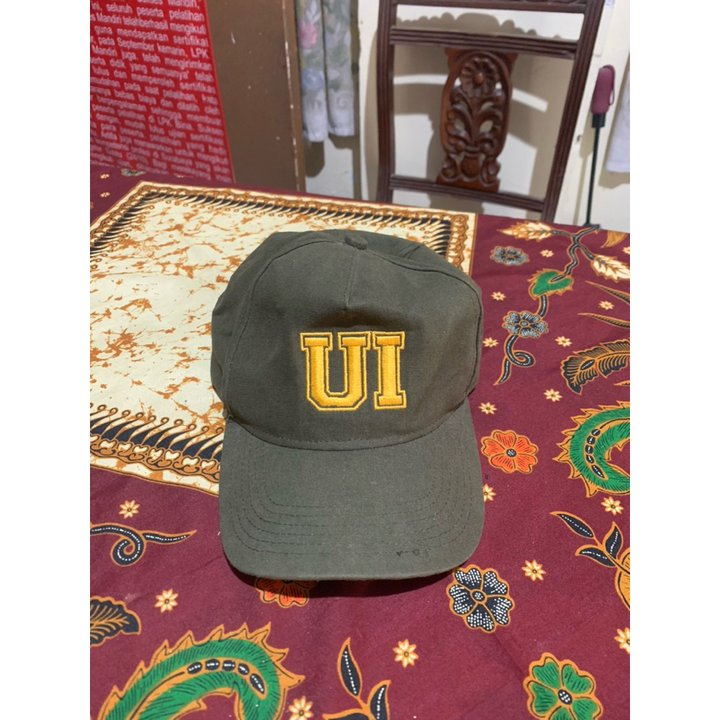 Topi Universitas Indonesia (Original)
