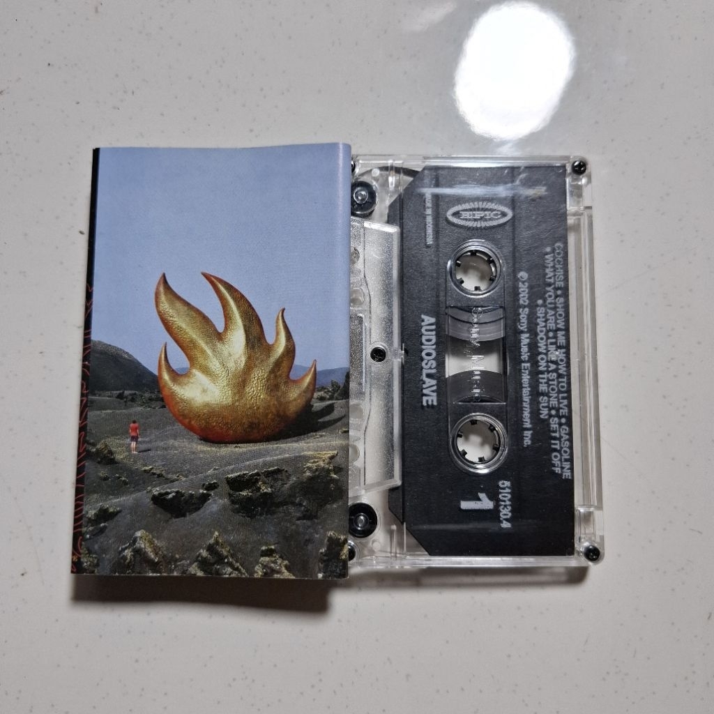 Kaset Pita Musik Audioslave - Audioslave