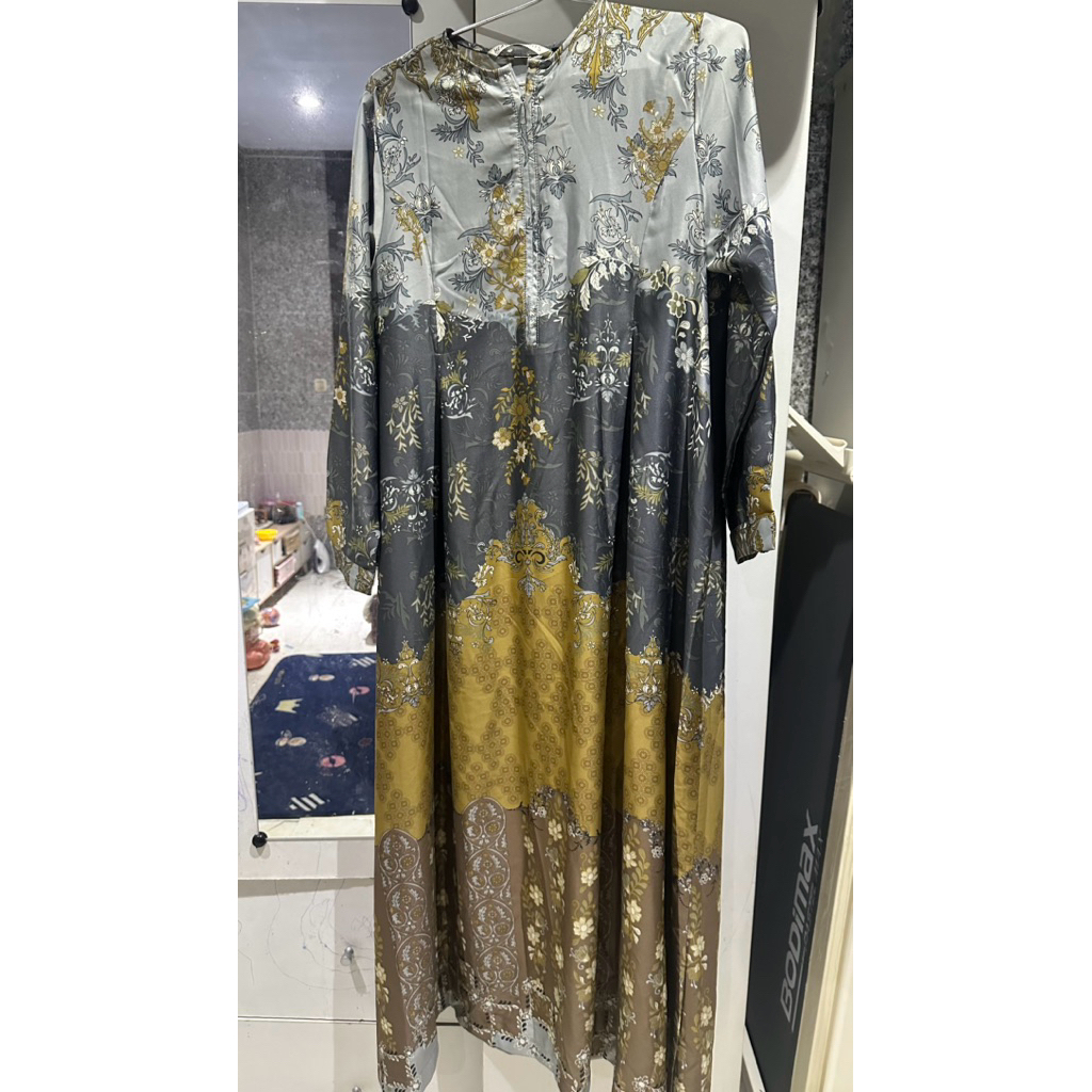 Preloved Dress Heaven Light