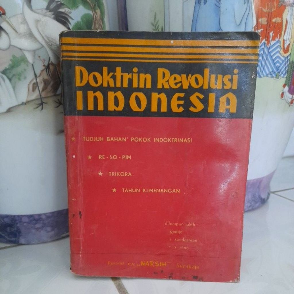 [Preloved] Buku Doktrin Revolusi Indonesia (ejaan lama)