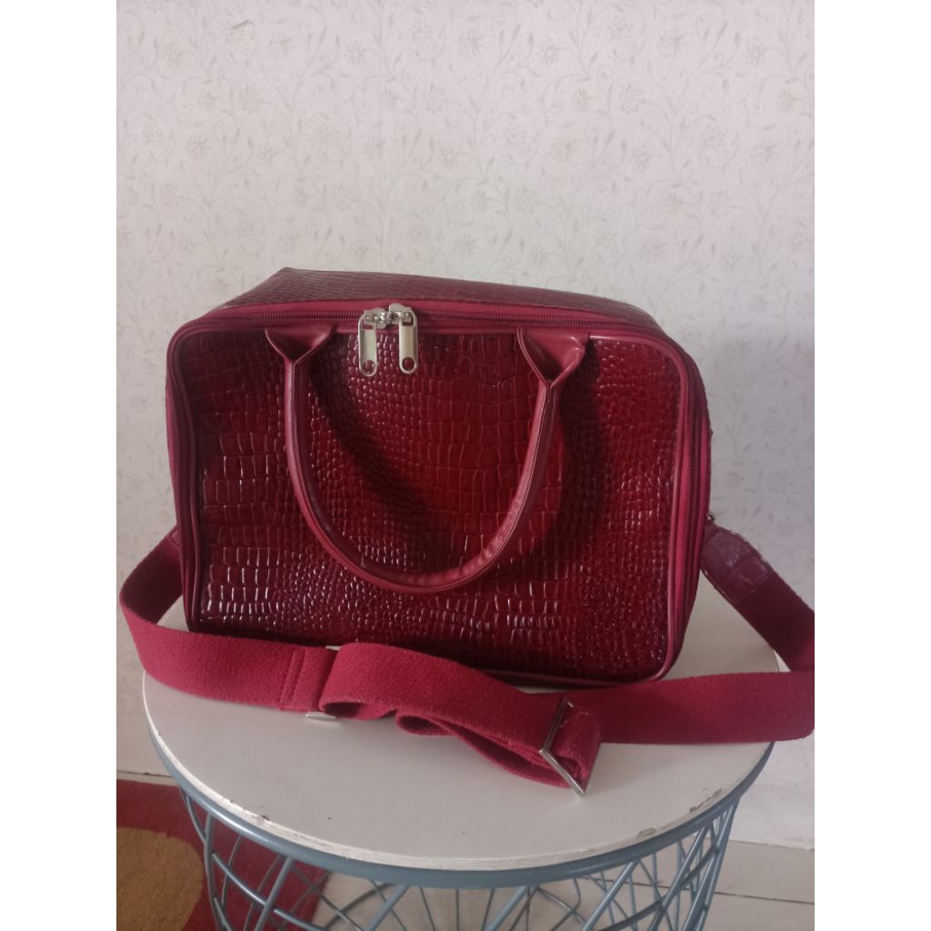 Preloved tas unik / koper mini / Sling bag im**** kulit croco / serbaguna cantik