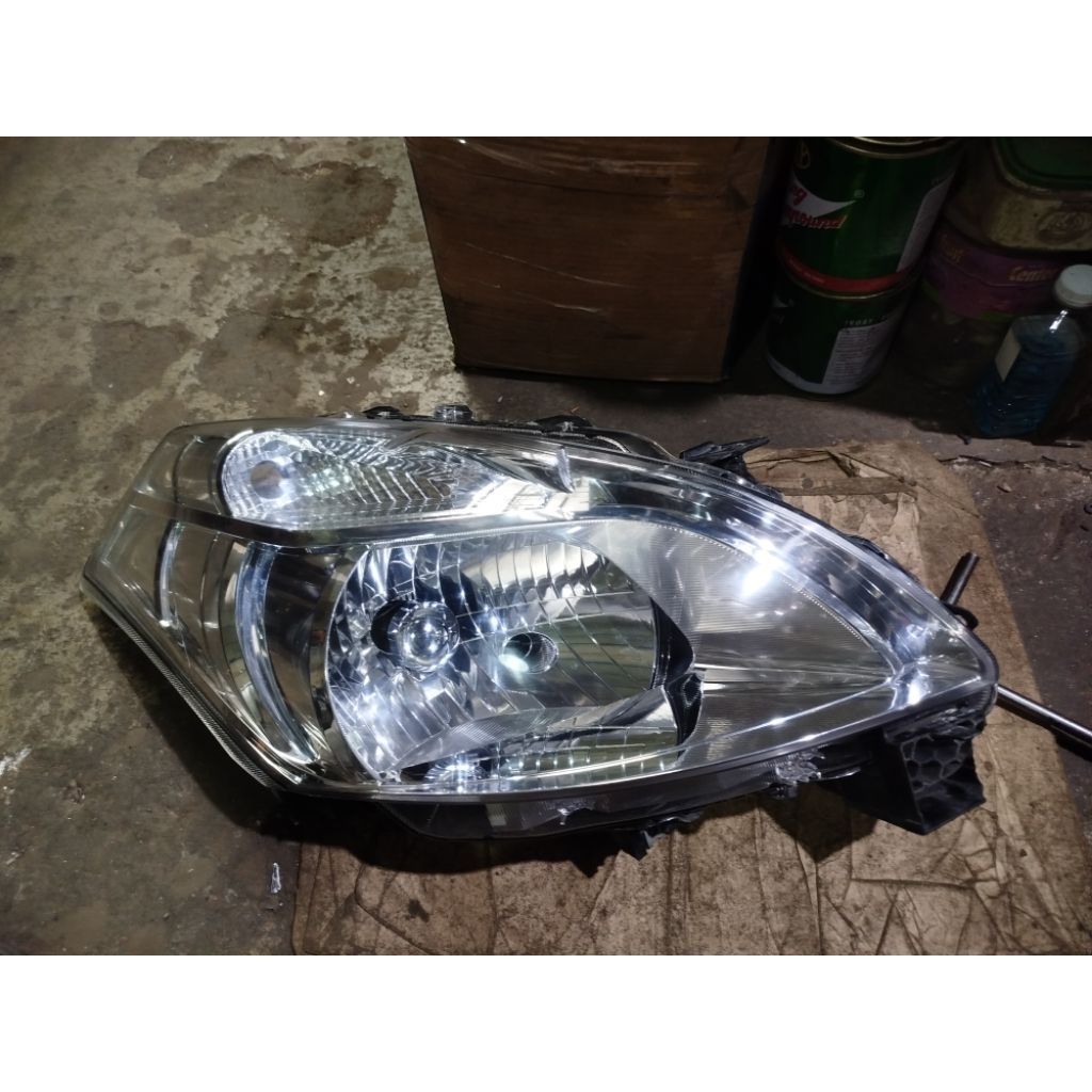 LAMPU DEPAN SUZUKI ERTIGA ORIGINAL SGP THN 2012-2017, HEADLAMP ERTIGA ORIGINAL SGP THN 2012-2017