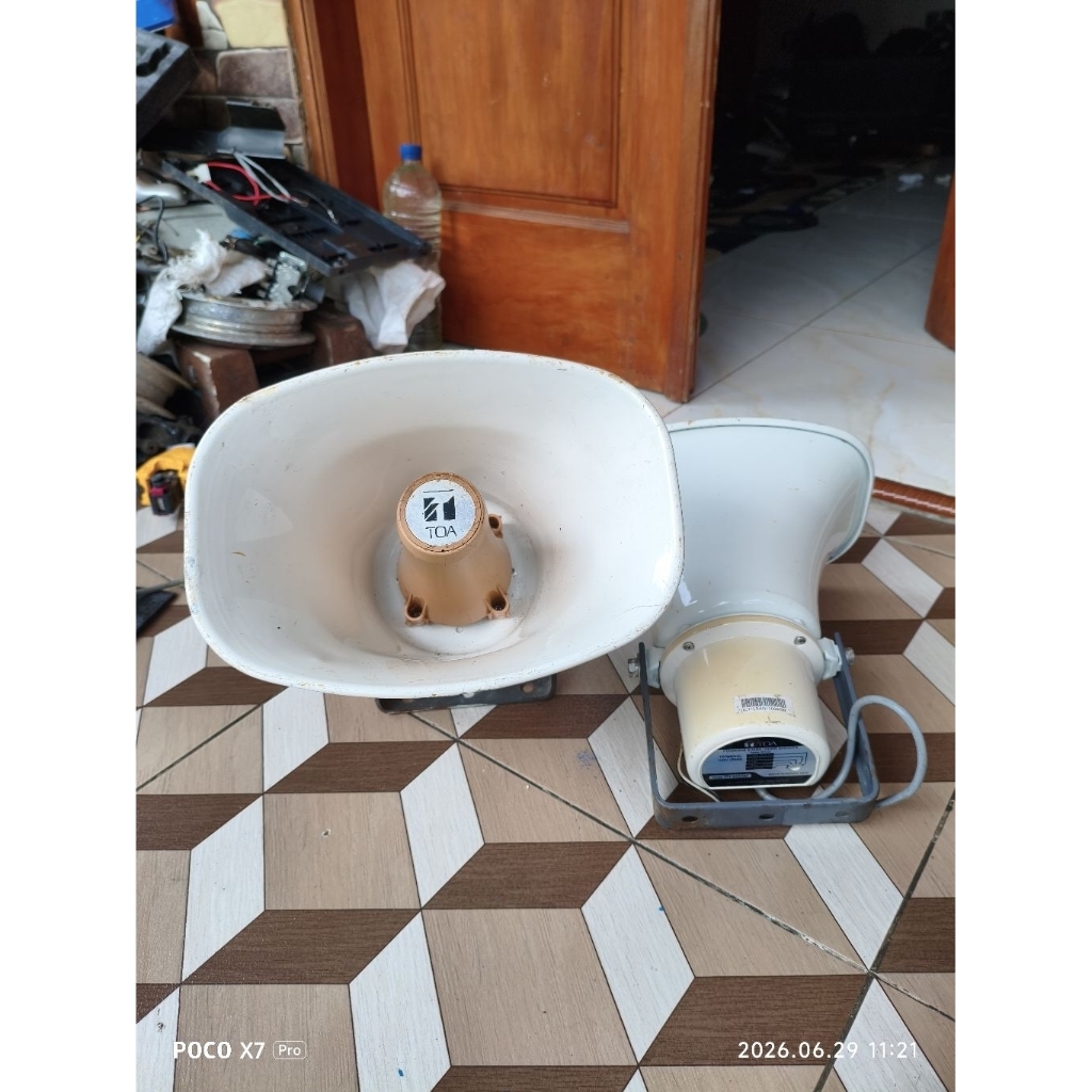 pengeras suara horn speaker merk toa model zh-625sm 25 Watt second bekas normal