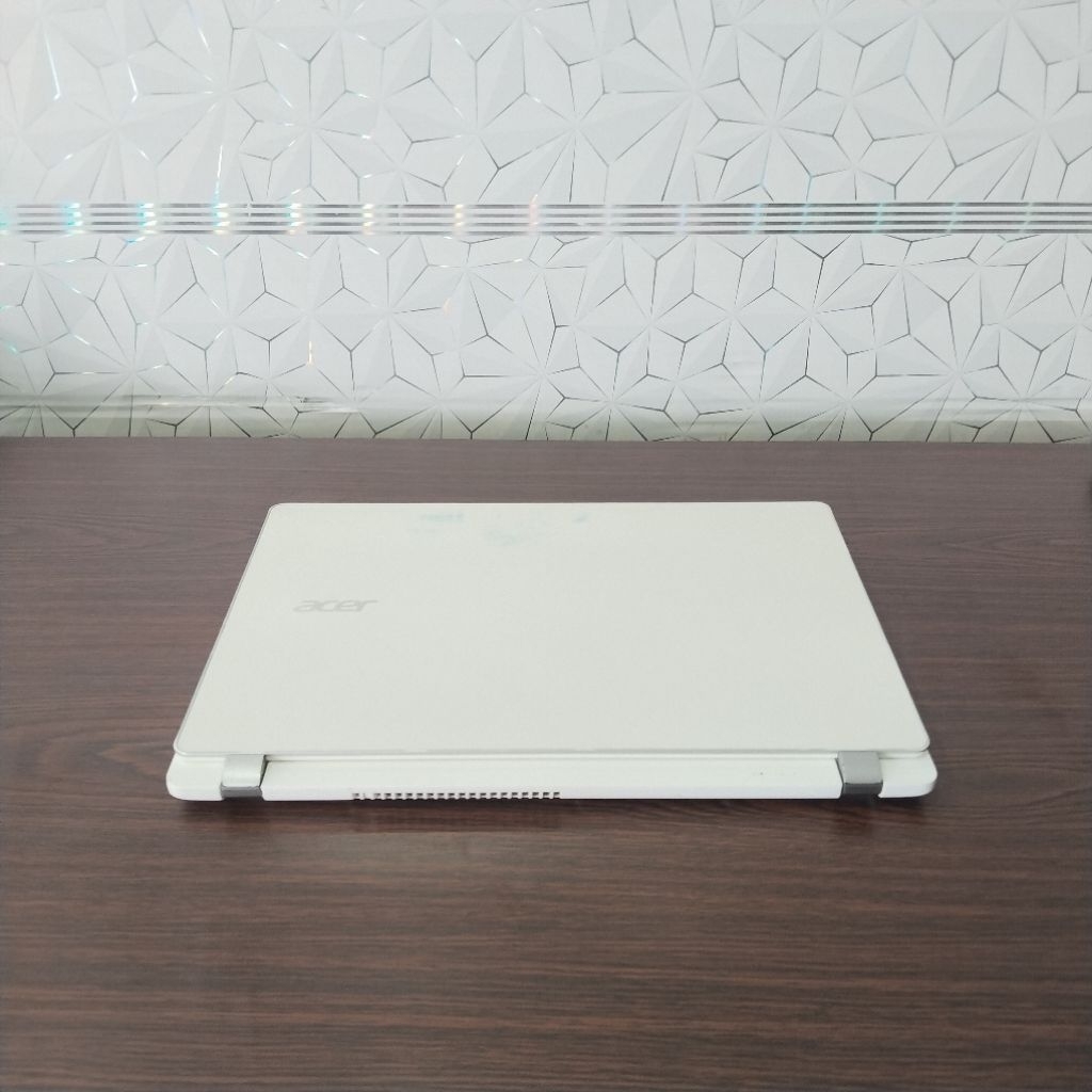 Laptop Acer core i5 gen 6 Ram 8 gb ssd 256 gb