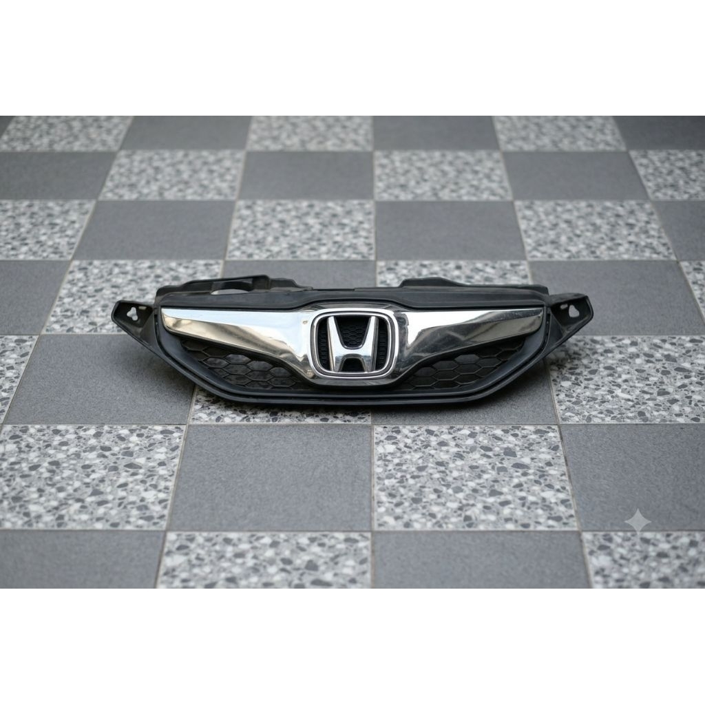 Grill Depan Honda Brio 2012-2016 Original