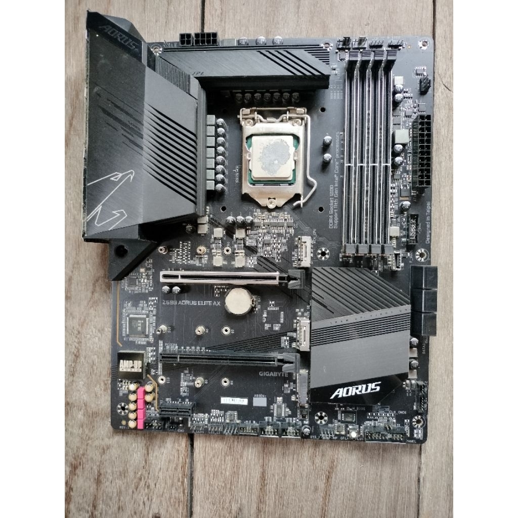 Motherboard Aourus Z590 AOURUS Elite AX + Proccesor Intel Core i9 10900KF